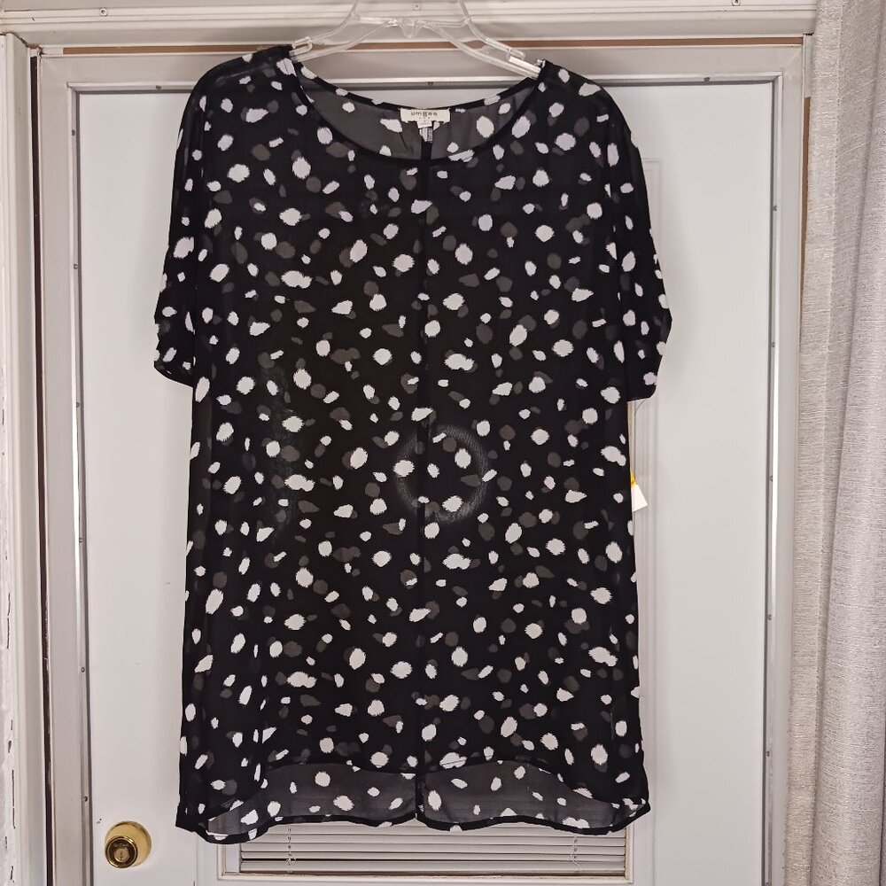 #185 3/$18 - Umgee Black/Gray Short Sleeve Top Size Small